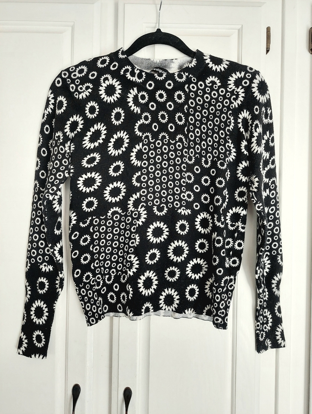 Desigual Luka Sweater Size S - Picture 3 of 11